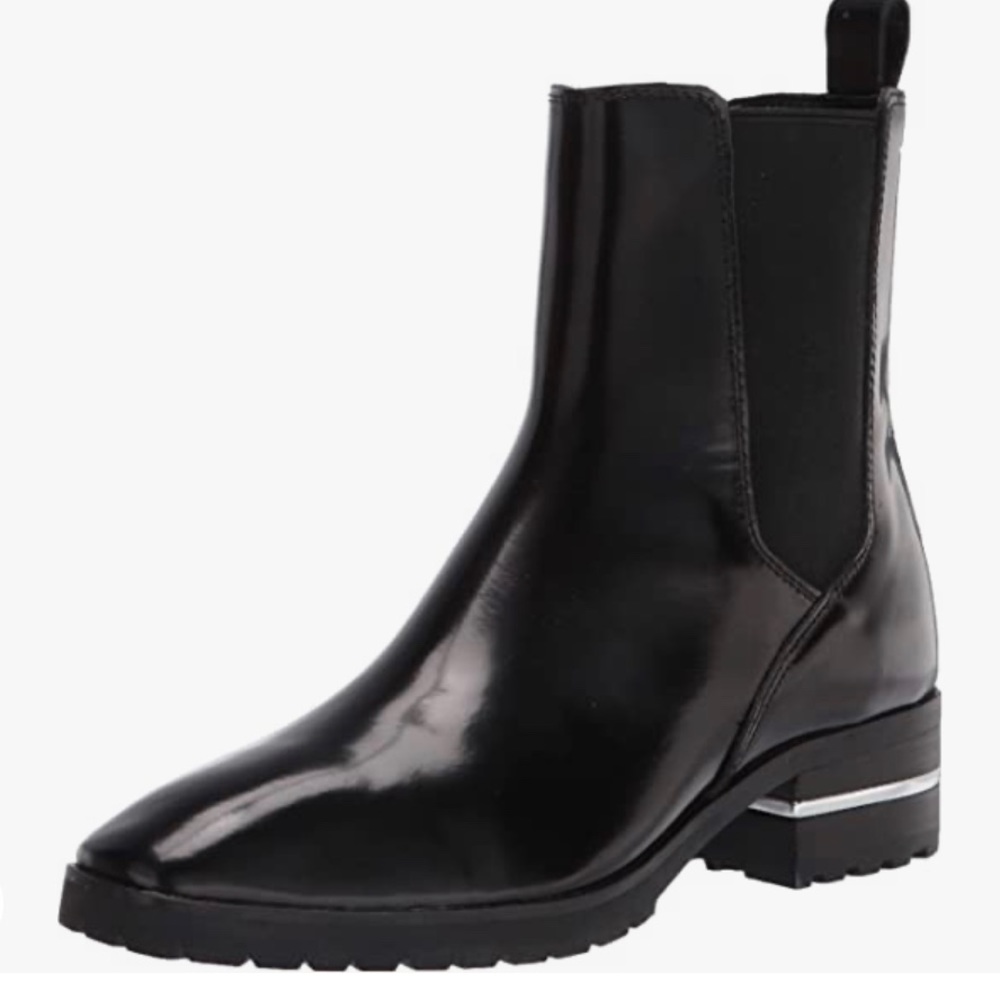 Dolce Vita Women's Dressy Chelsea Bootie Ankle Boot, size 8